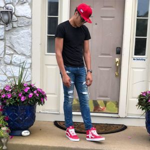 Meet your Posher, Nelson